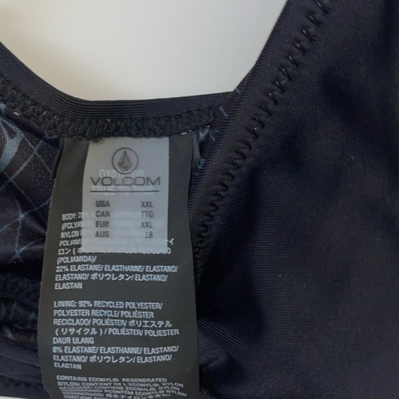 Volcom‎ Women's Simply Solid V Neck Bikini Top, Black, XXL - Picture 9 of 10